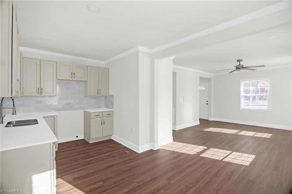 1002 Cliff Road Asheboro, NC 27203 - Photo 8 of 30