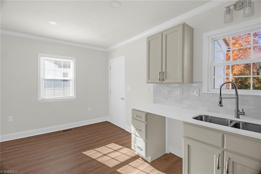 1002 Cliff Road Asheboro, NC 27203 - Photo 10 of 30