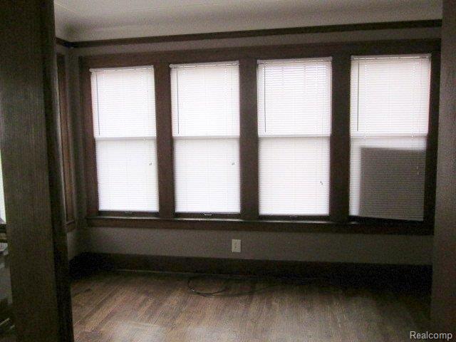 18663 Reed Street Melvindale, MI 48122 - Photo 5 of 12 IMG_1255.JPG