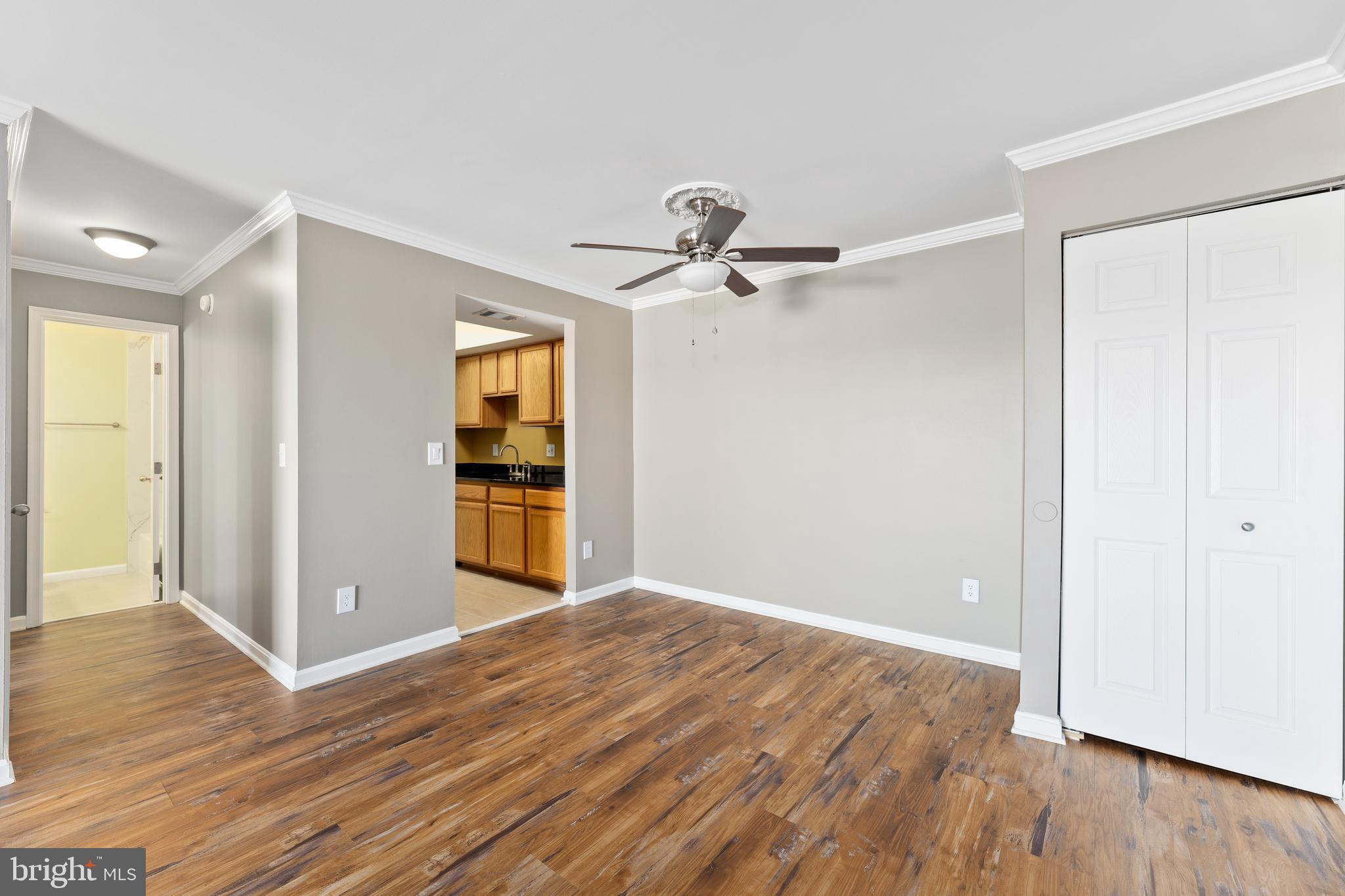 14800 Rydell Road, Unit 303 Centreville, VA 20121 - Photo 3 of 24