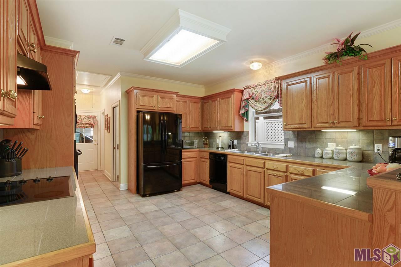 1726 Foxton Court Baton Rouge, LA 70815 - Photo 5 of 16 Gallery Image 5
