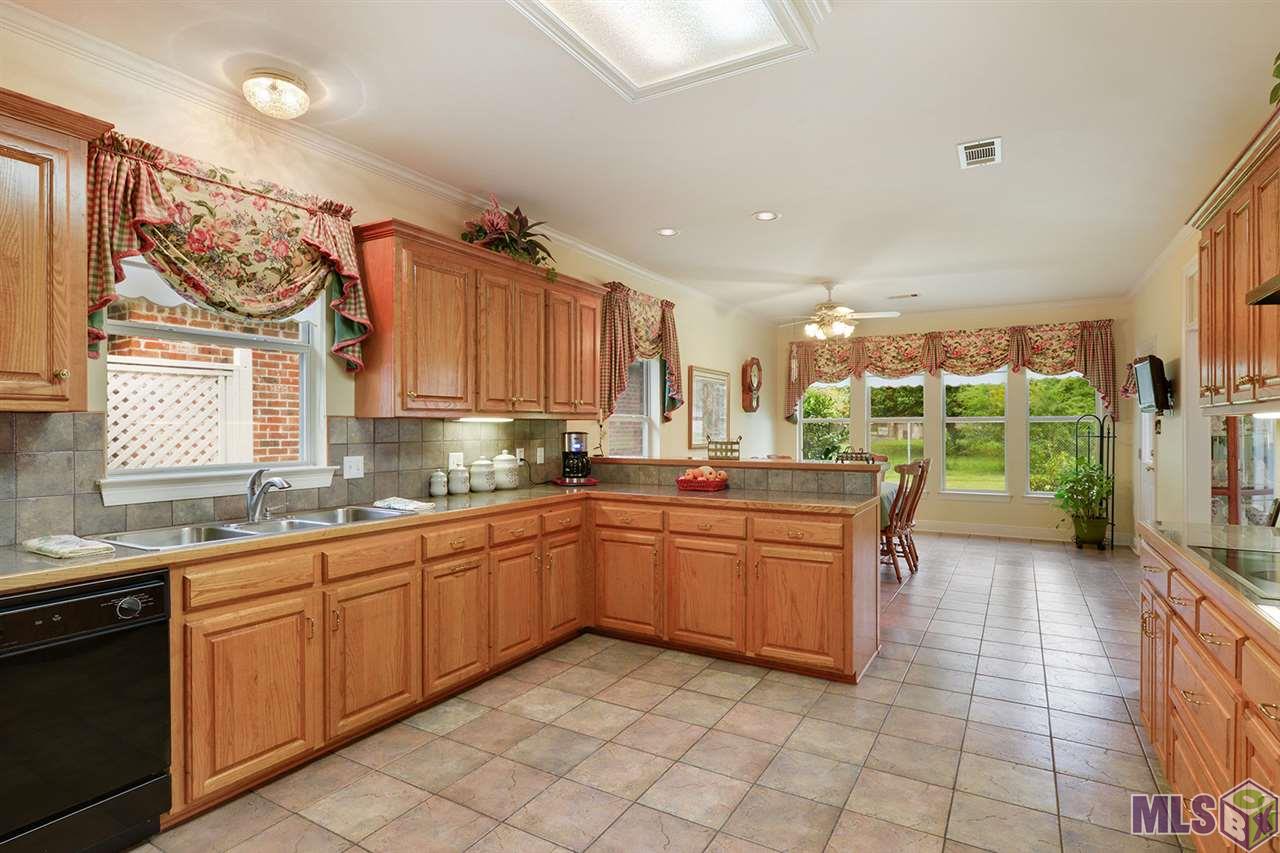 1726 Foxton Court Baton Rouge, LA 70815 - Photo 6 of 16 Gallery Image 6