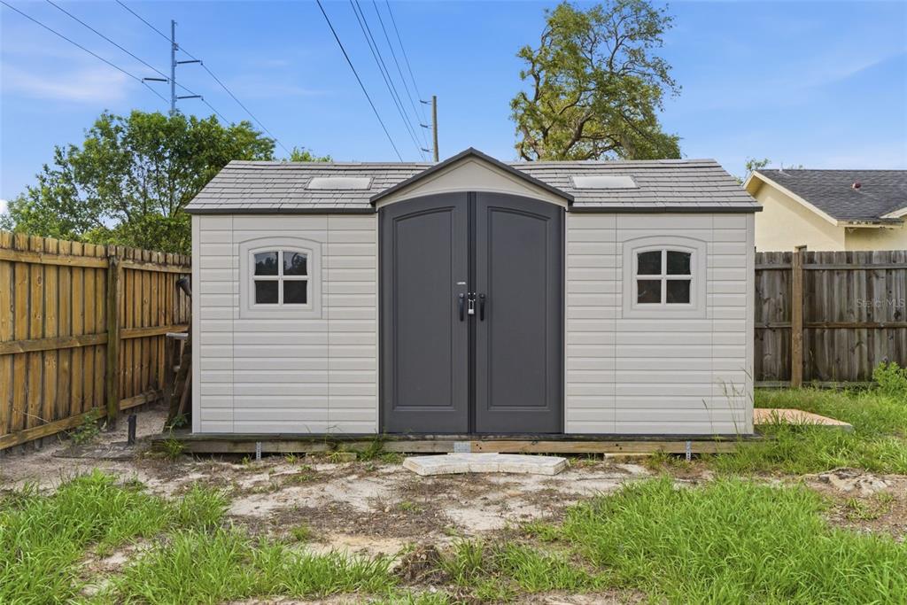 4966 Keysville Avenue Spring Hill, FL 34608 - Photo 45 of 48 a backyard of a house