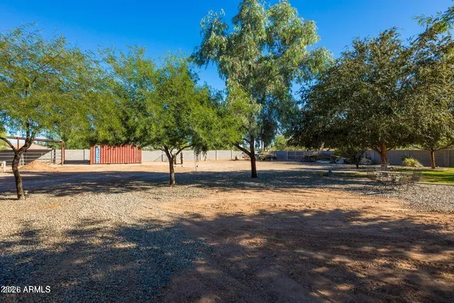 $3,900 | 37005 North 7th Street, Phoenix, AZ 85086