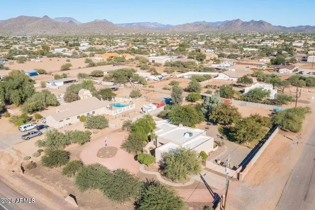 $3,900 | 37005 North 7th Street, Phoenix, AZ 85086