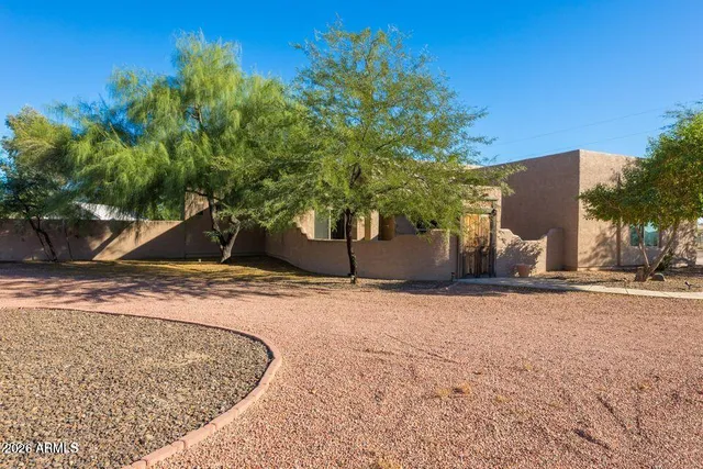 $3,900 | 37005 North 7th Street, Phoenix, AZ 85086