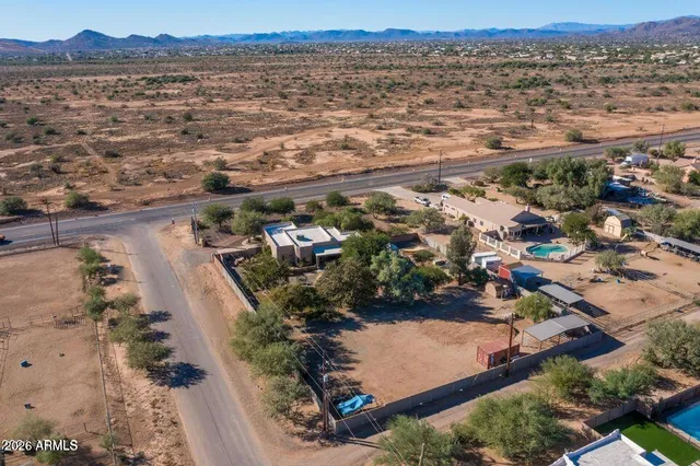 $3,900 | 37005 North 7th Street, Phoenix, AZ 85086