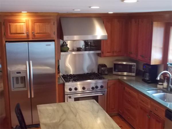 194 Tokatawan Spring Lane Boxborough, MA 01719 - Photo 5 of 27 Gallery Image 5