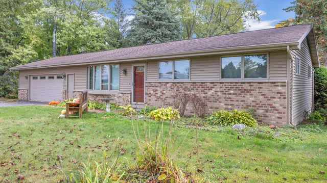 $349,000 | W846 County Road B, Osceola, WI 53010