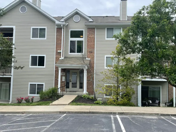 $175,500 | 400 Lakeview Drive, Unit 5, Newport, KY 41071