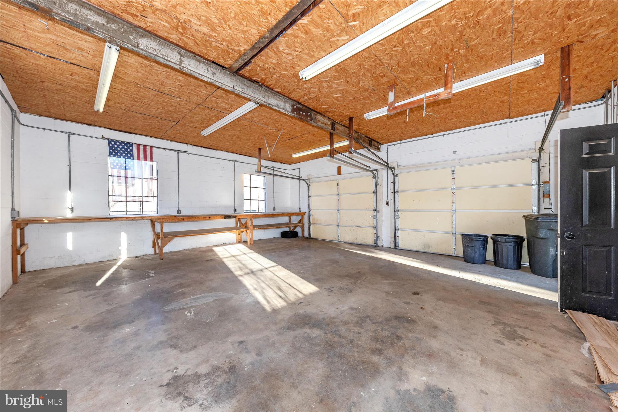 148 Hamilton Avenue Waynesboro, PA 17268 - Photo 5 of 53 2 Car Garage