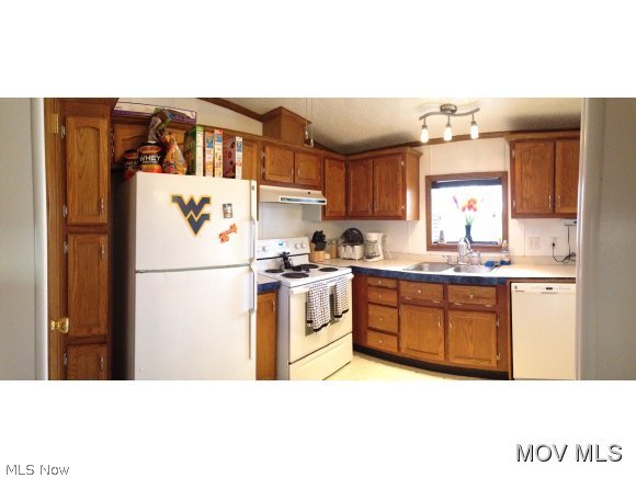 8072 Walker Road Walker, WV 26180 - Photo 3 of 15 Kitchen