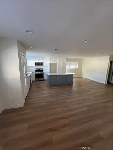 $3,850 | 11251 Kewen Avenue, San Fernando, CA 91340