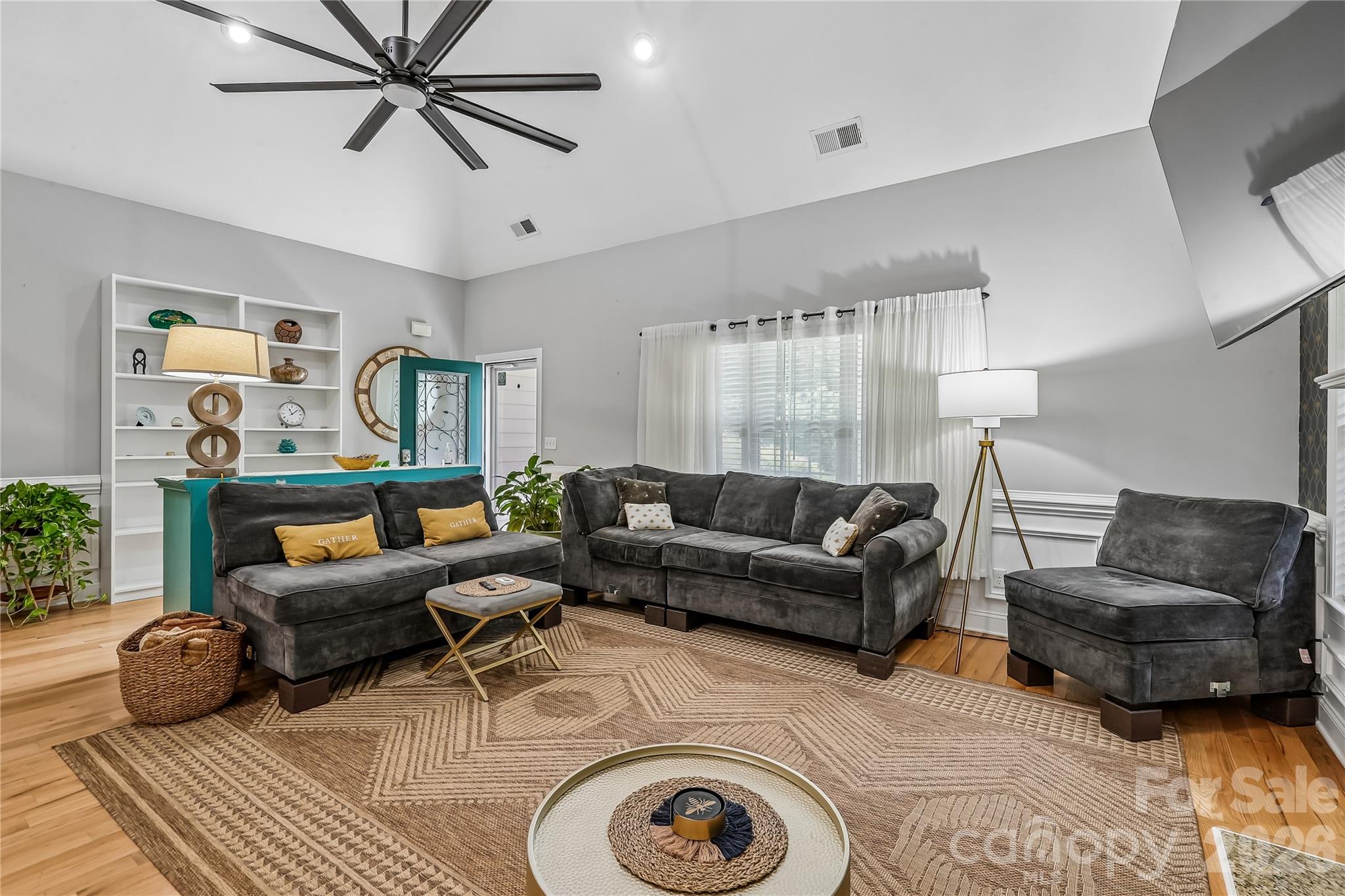 10703 Middle Acres Road Charlotte, NC 28213 - Photo 5 of 32