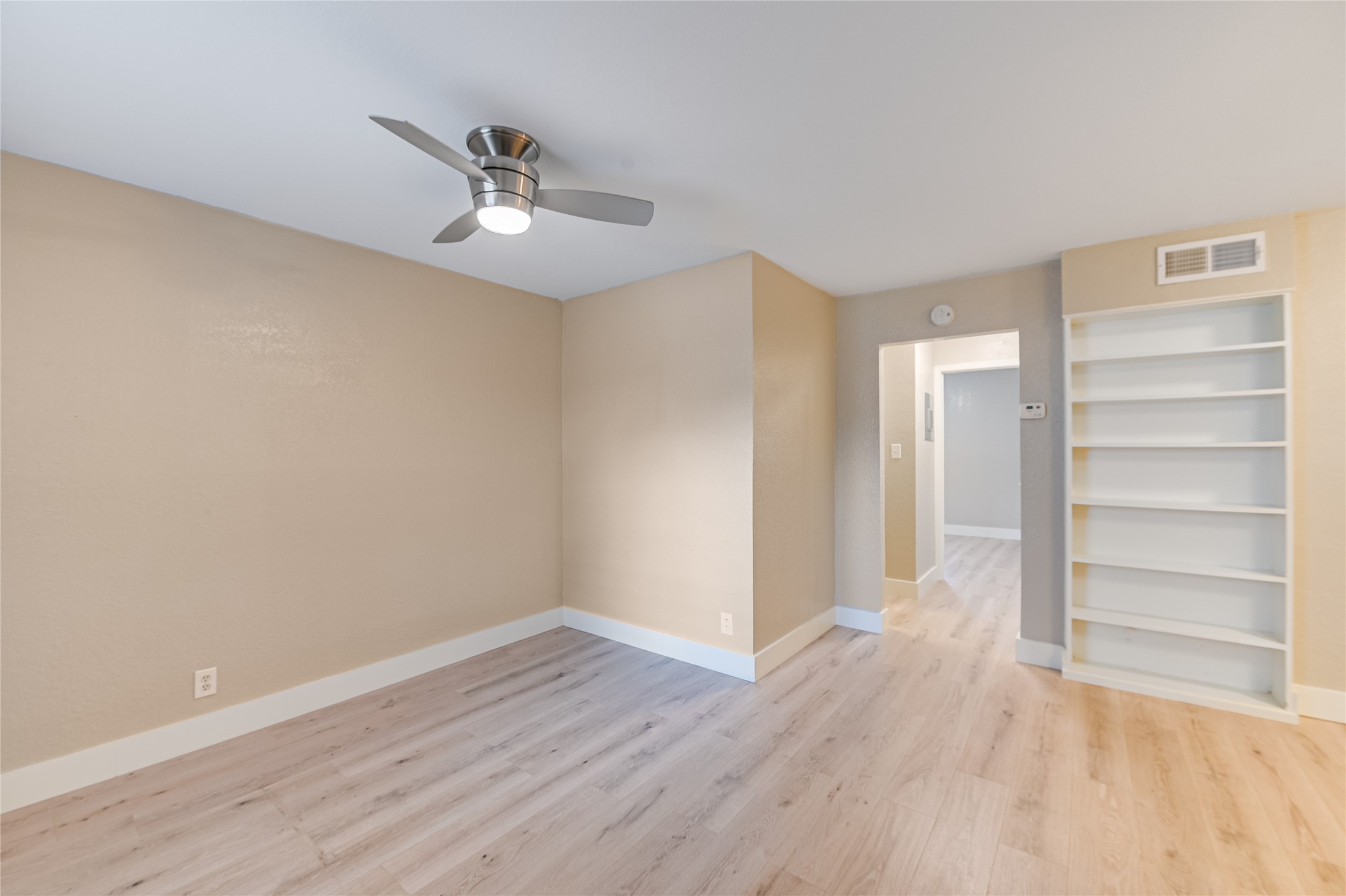 2401 Manor Road, Unit 131 Austin, TX 78722 - Photo 6 of 20
