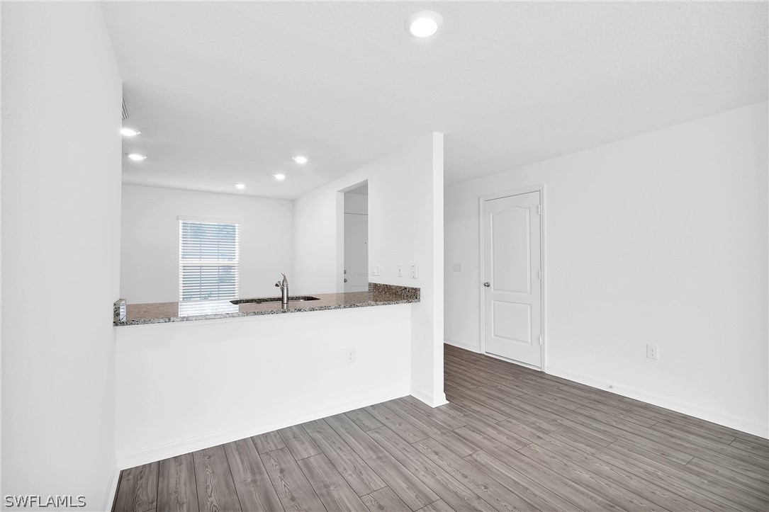 826 Rocaille Avenue Fort Myers, FL 33913 - Photo 7 of 8 Gallery Image 7