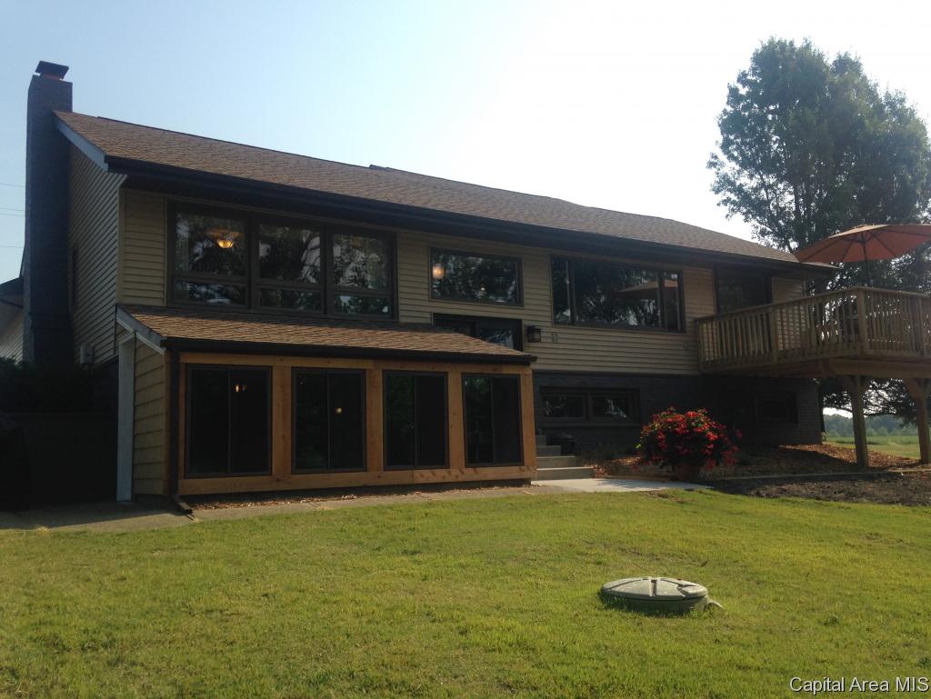 765 Persimmon Road Petersburg, IL 62675 - Photo 34 of 34 Gallery Image 34