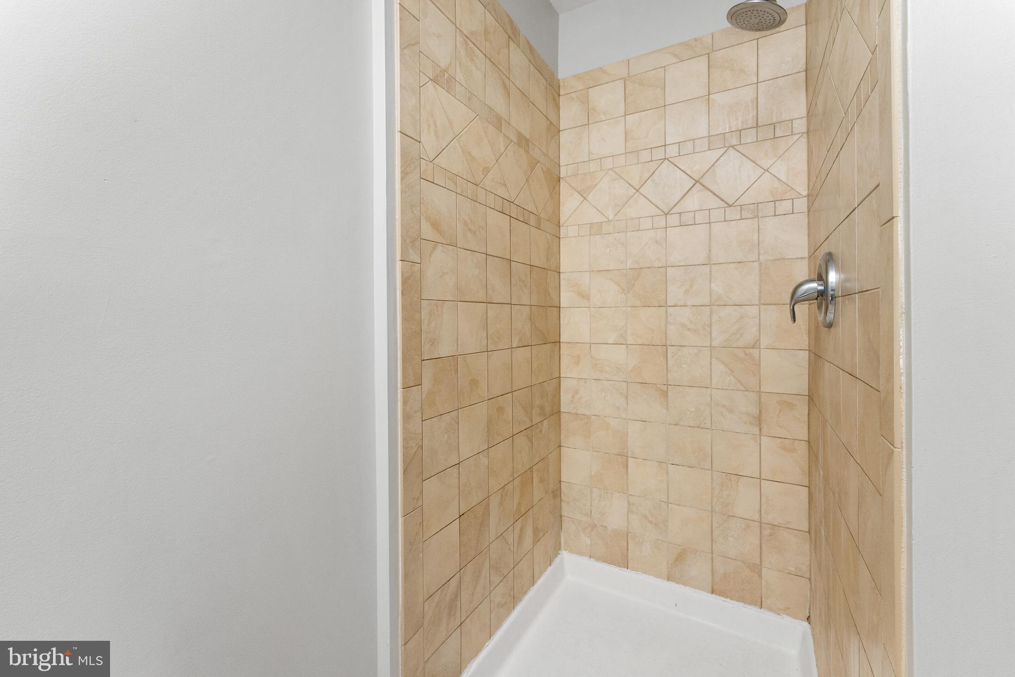 4075 Jasper Loop Dumfries, VA 22025 - Photo 12 of 33