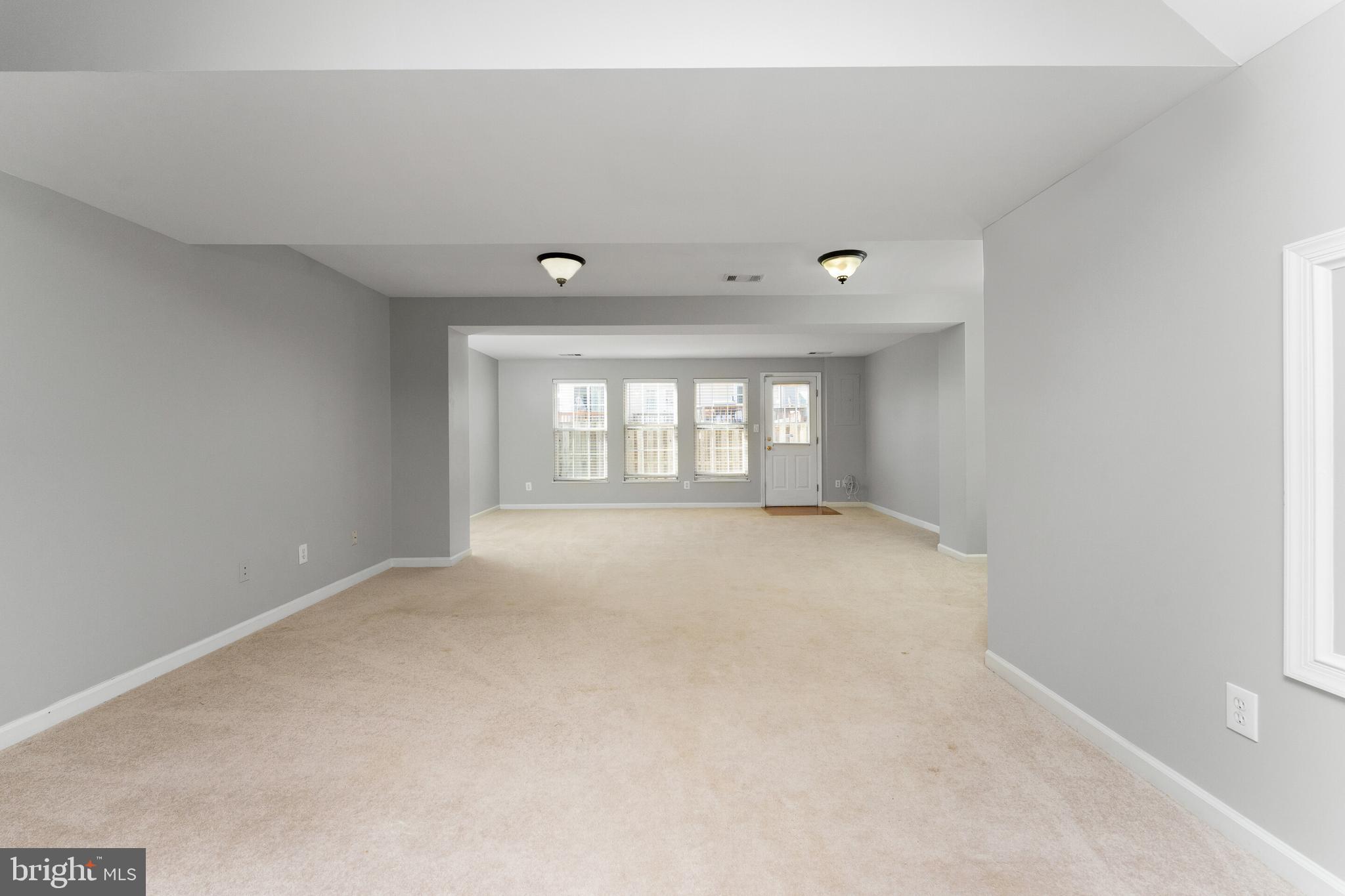 4075 Jasper Loop Dumfries, VA 22025 - Photo 15 of 33