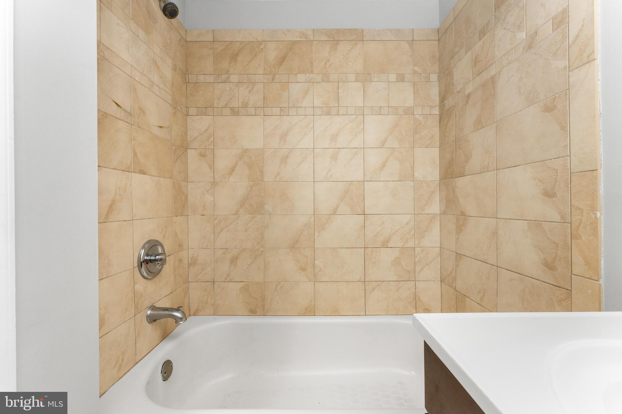 4075 Jasper Loop Dumfries, VA 22025 - Photo 19 of 33