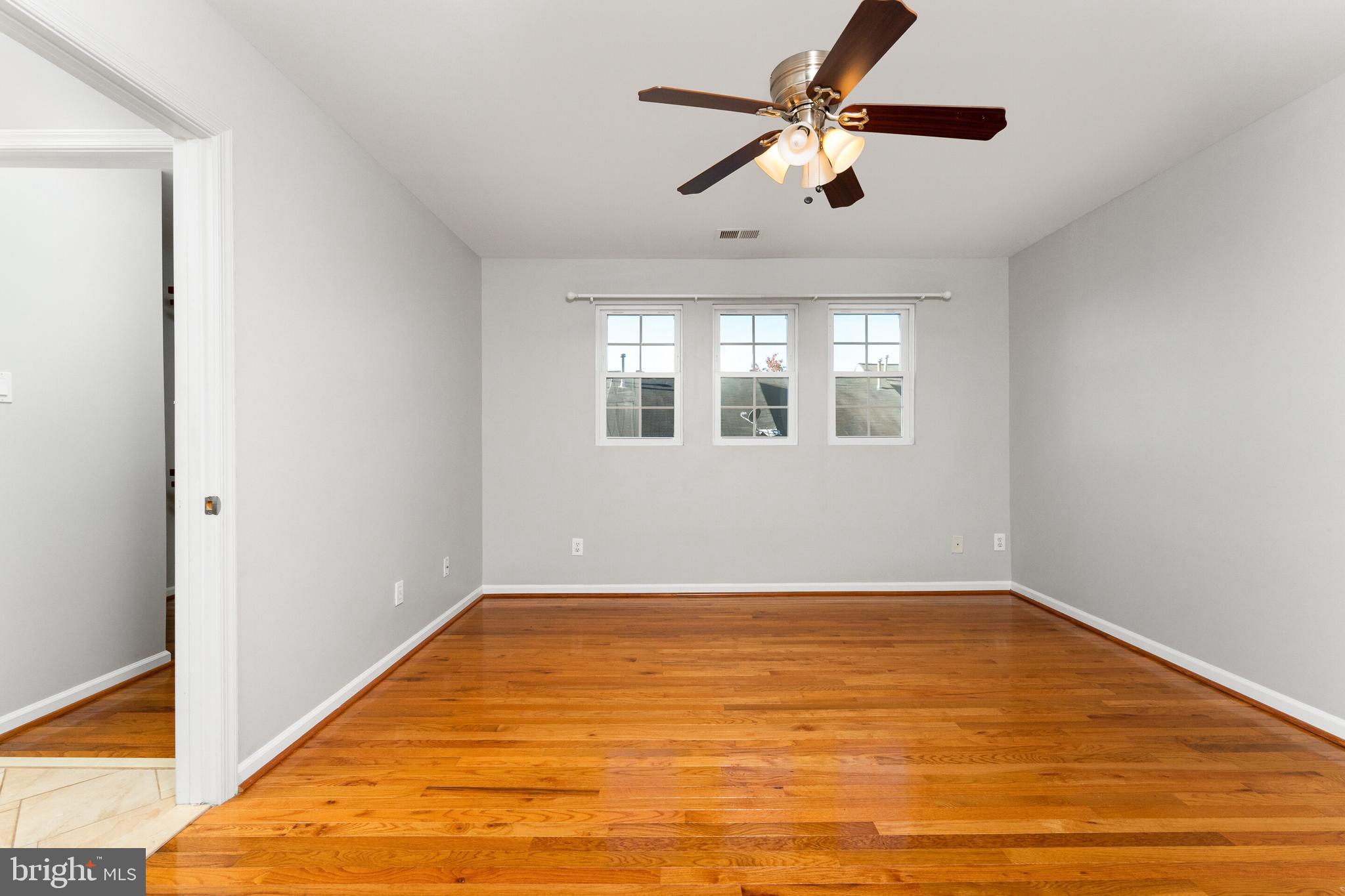 4075 Jasper Loop Dumfries, VA 22025 - Photo 9 of 33