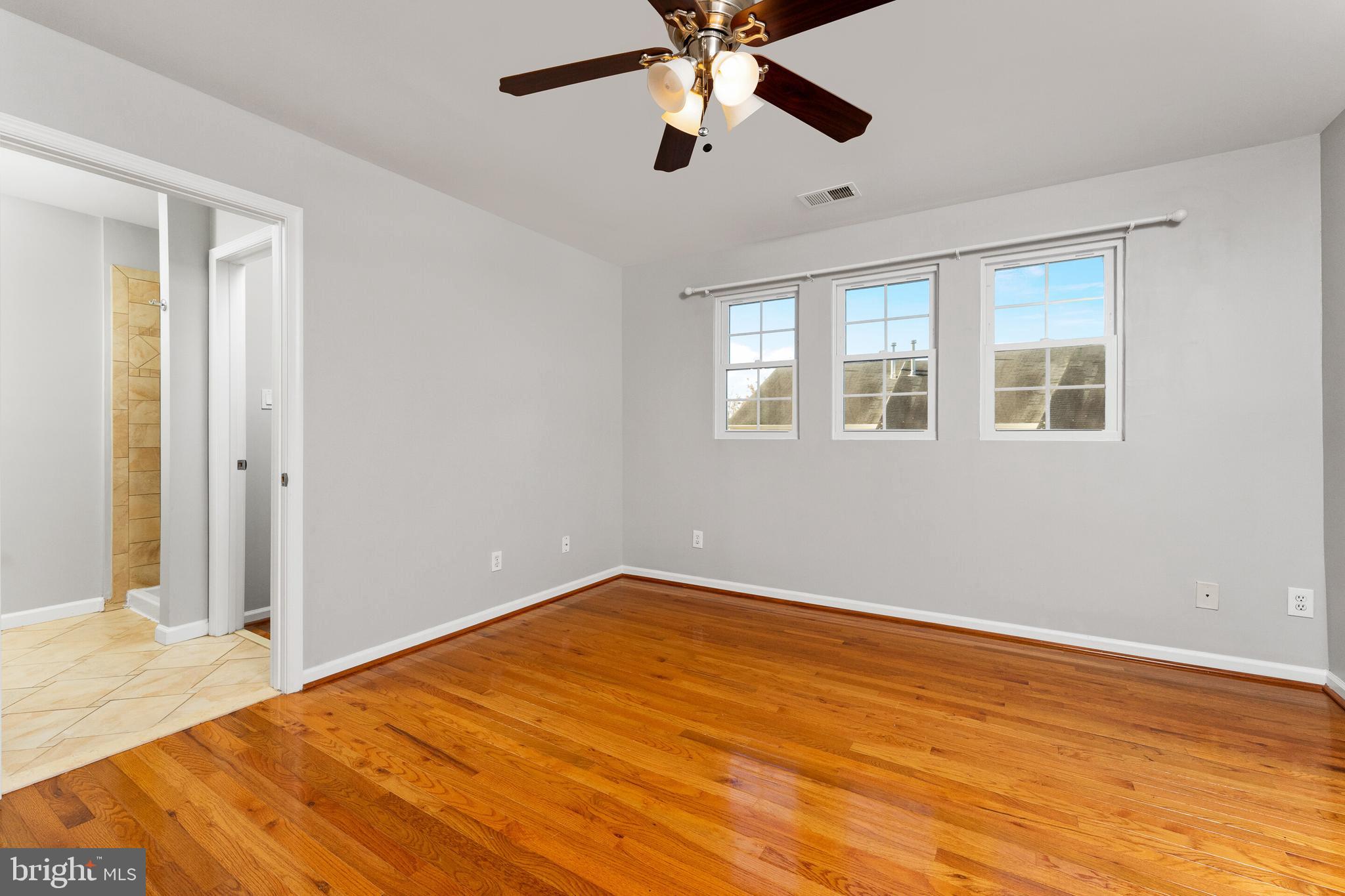 4075 Jasper Loop Dumfries, VA 22025 - Photo 10 of 33