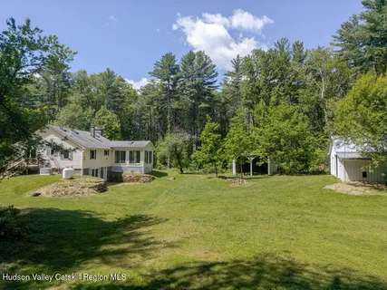 $625,000 | 534 Collins Street, Hillsdale, NY 12529