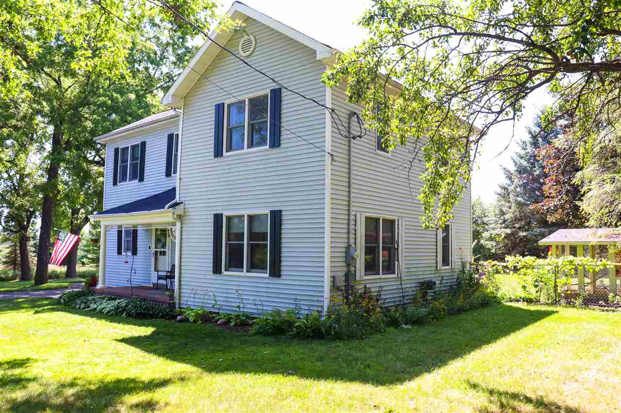 933 West Deerfield Road Mount Pleasant, MI 48858 - Photo 9 of 36 1878476-8.JPG