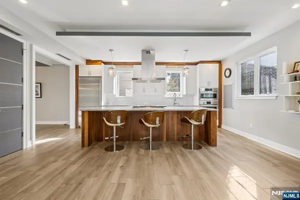 $1,648,000 | 26 Hudson Terrace, Edgewater, NJ 07020