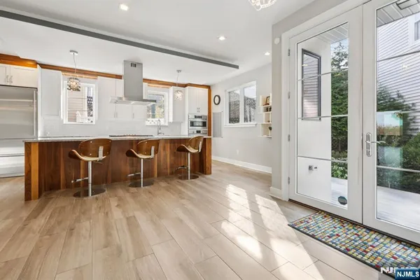 $1,648,000 | 26 Hudson Terrace, Edgewater, NJ 07020