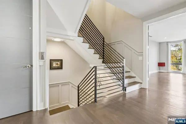 $1,648,000 | 26 Hudson Terrace, Edgewater, NJ 07020