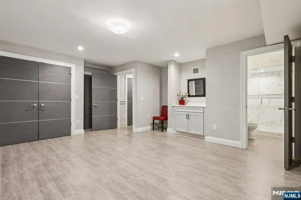 $1,648,000 | 26 Hudson Terrace, Edgewater, NJ 07020