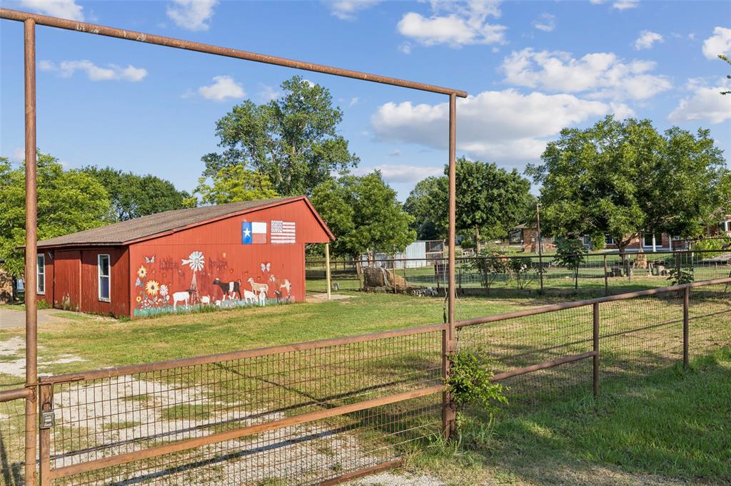 1 Glen Cove Circle Lucas, TX 75002 - Photo 34 of 37 a view of a house with a big yard
