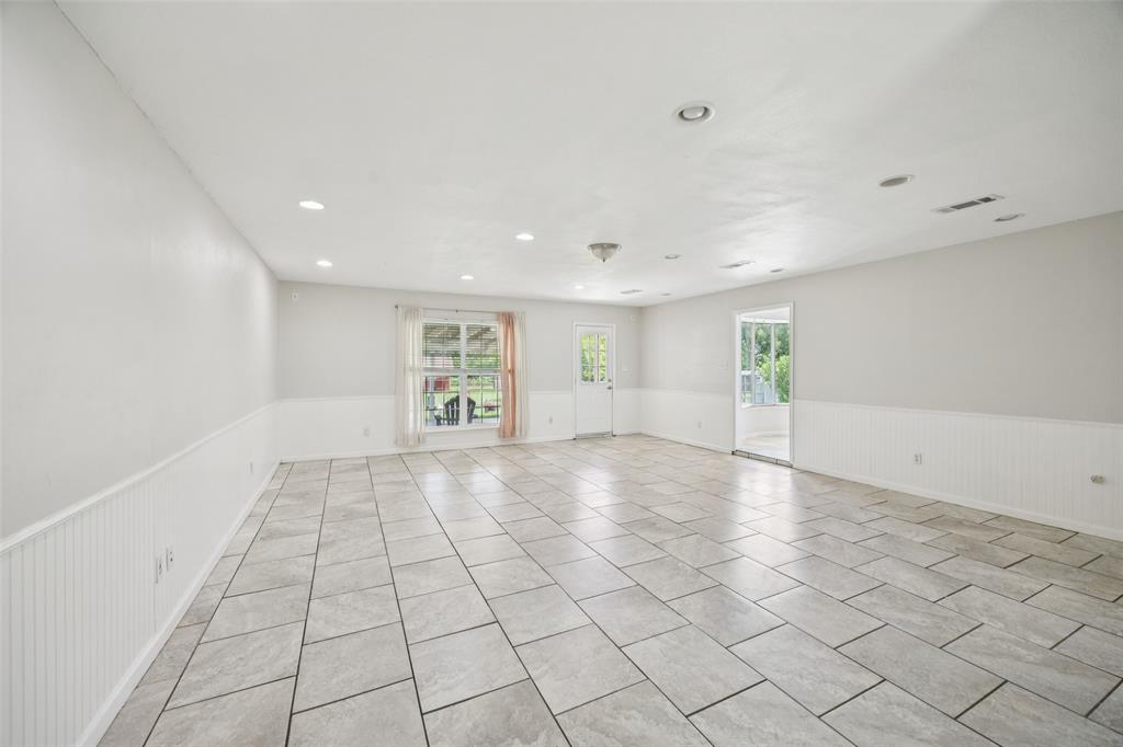 1 Glen Cove Circle Lucas, TX 75002 - Photo 9 of 37 a view of an empty room with a window