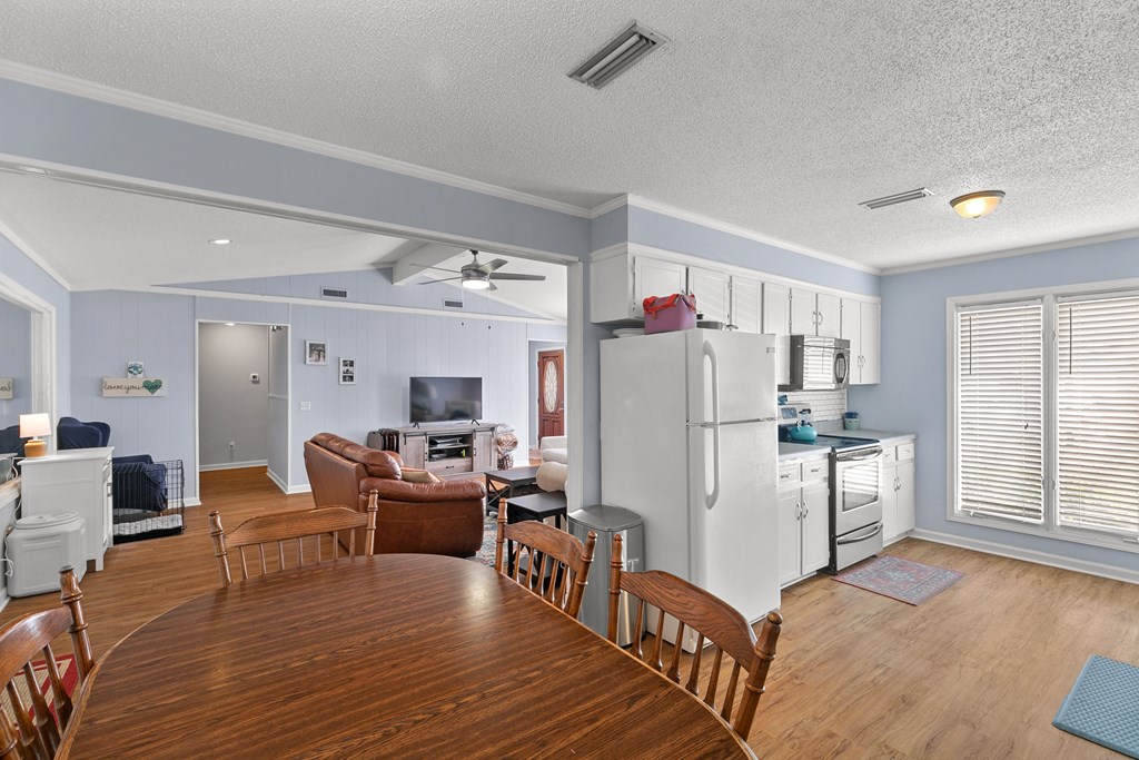 2122 Cecily Street Dothan, AL 36303 - Photo 8 of 33