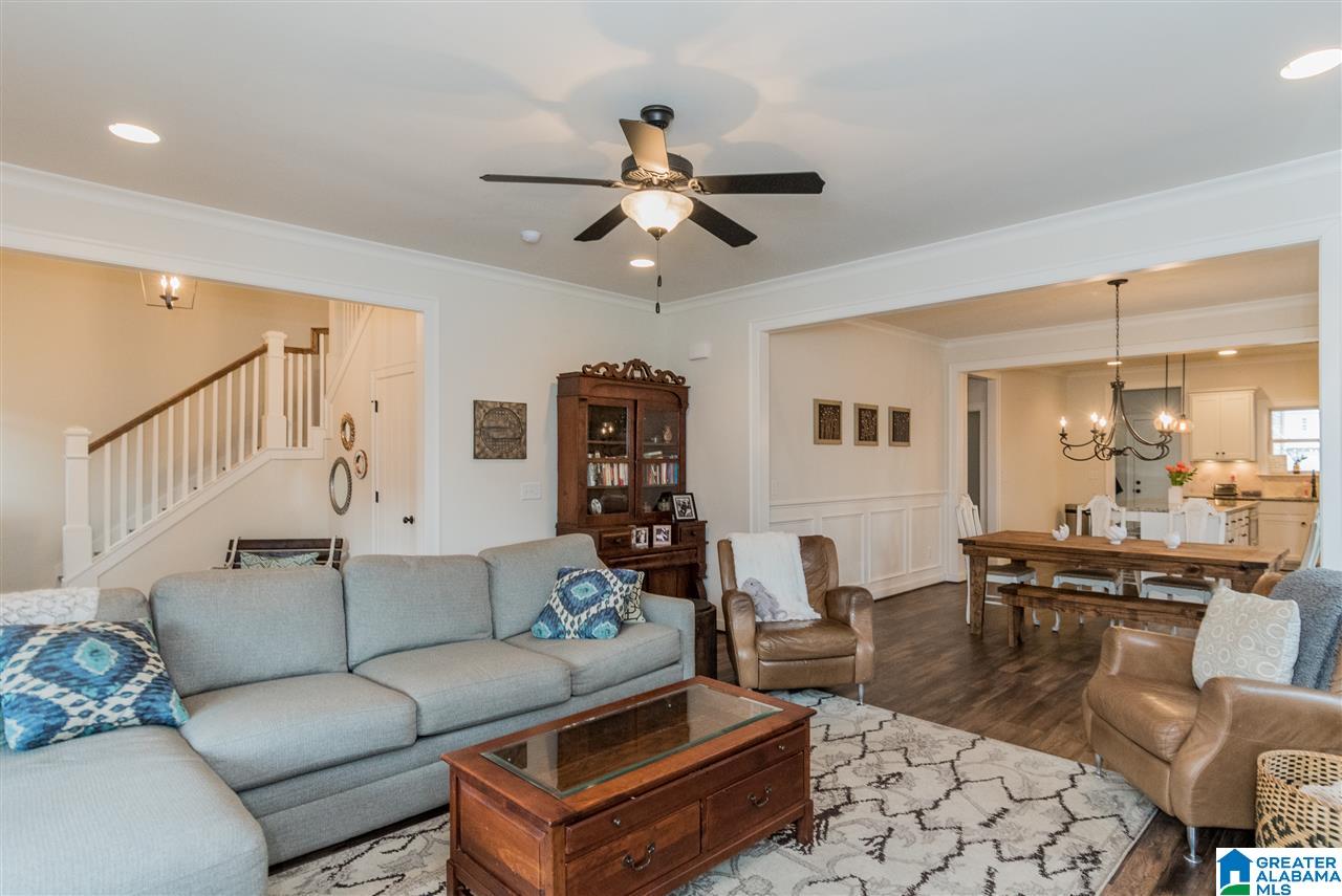 6345 Spring Street Trussville, AL 35173 - Photo 4 of 32