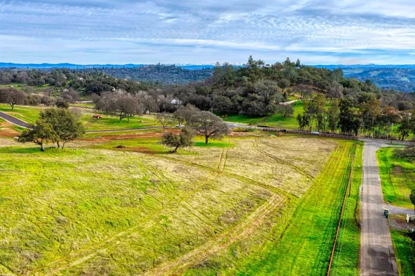 $735,000 | 765 Sierra View Court, Shingle Springs, CA 95682