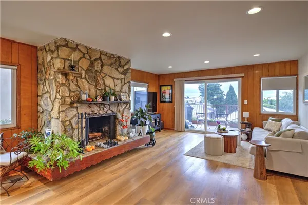 $2,795,000 | 507 North Helberta Avenue, Redondo Beach, CA 90277