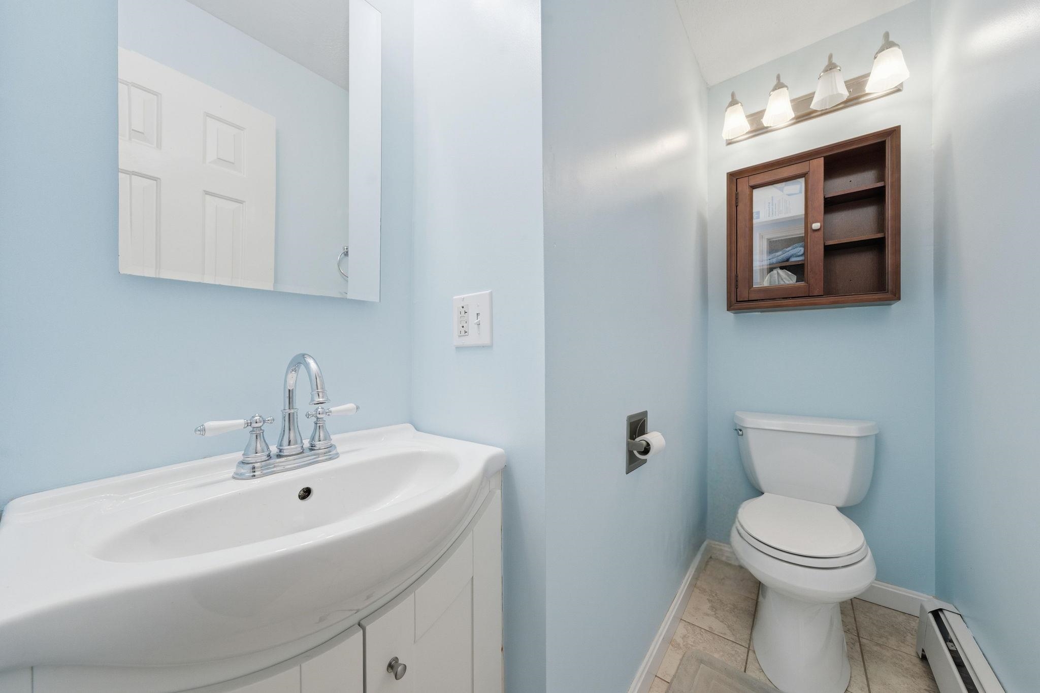 22 Kimberly Drive Merrimack, NH 03054 - Photo 18 of 45