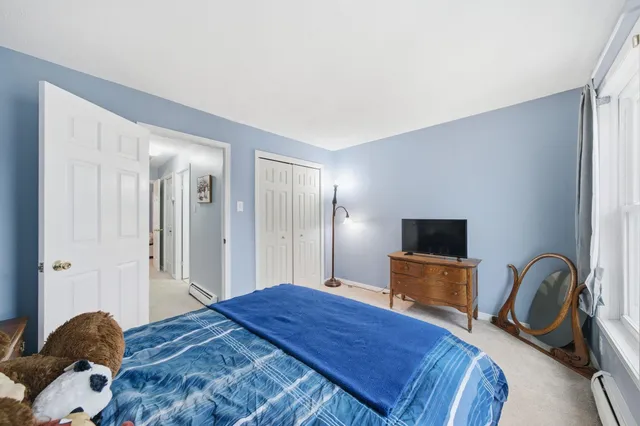 $337,500 | 22 Kimberly Drive, Merrimack, NH 03054