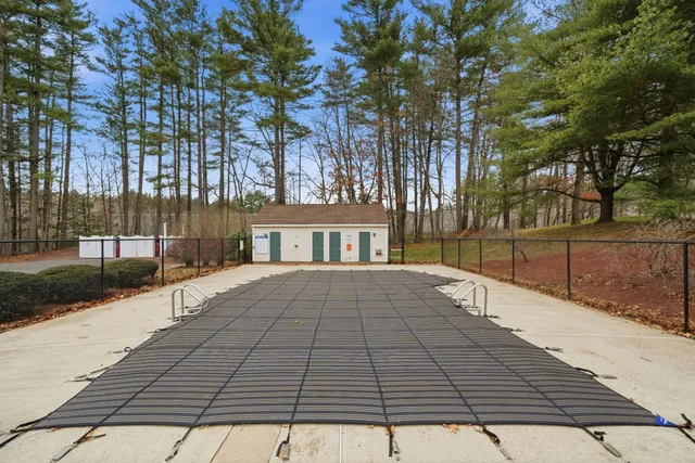 $337,500 | 22 Kimberly Drive, Merrimack, NH 03054