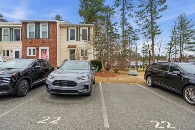 $337,500 | 22 Kimberly Drive, Merrimack, NH 03054