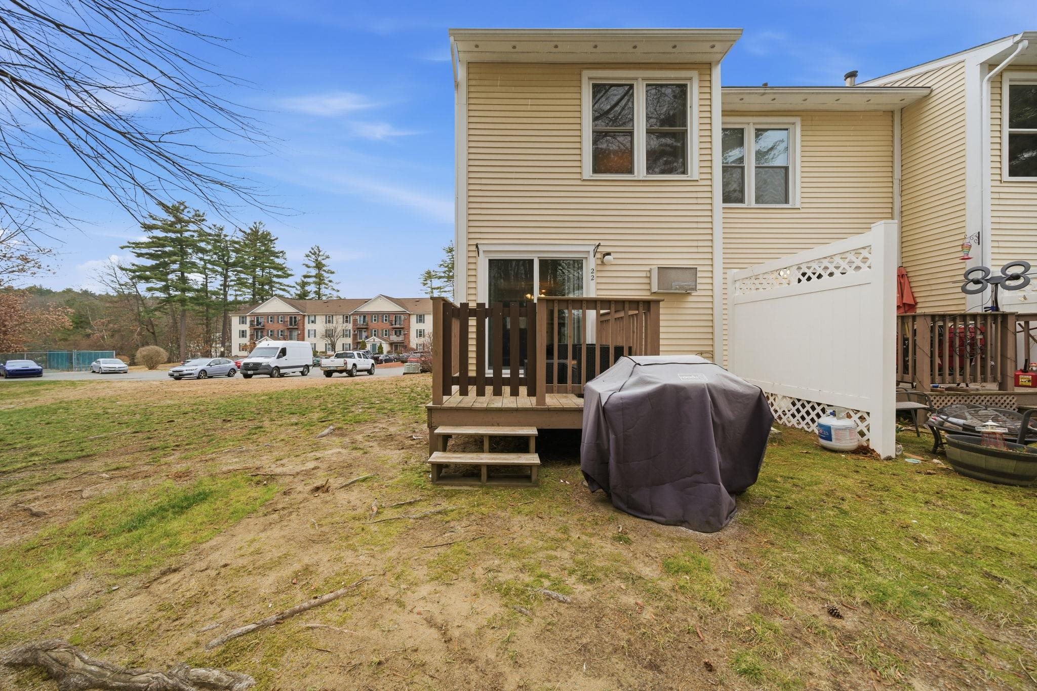 22 Kimberly Drive Merrimack, NH 03054 - Photo 8 of 45