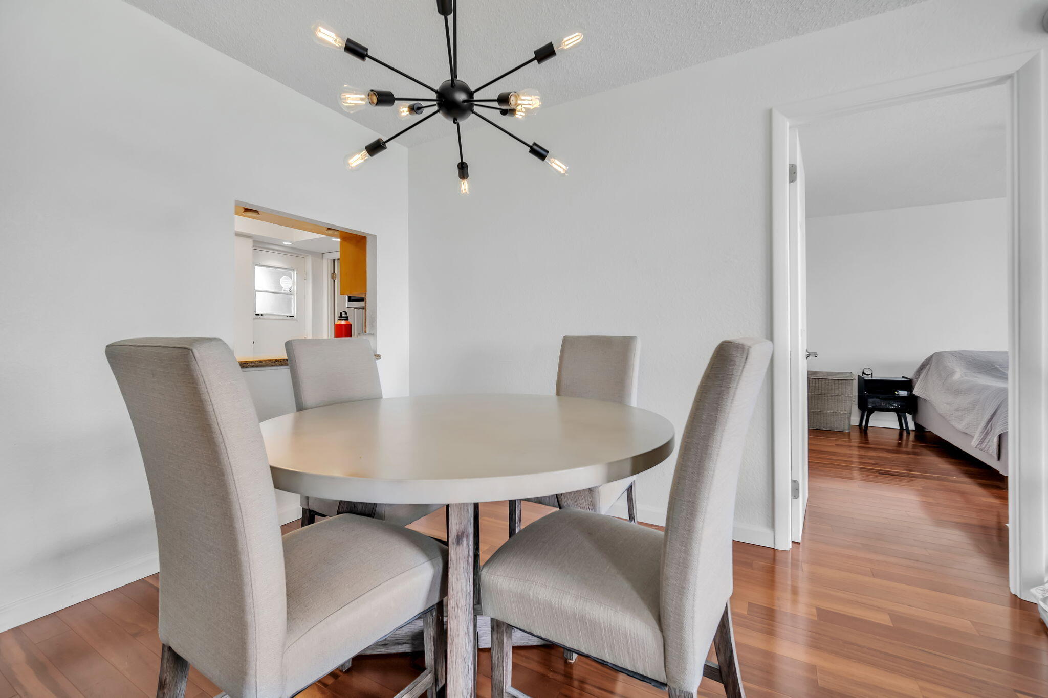 6699 Northwest 2nd Avenue, Unit 416 Boca Raton, FL 33487 - Photo 2 of 28 Dining