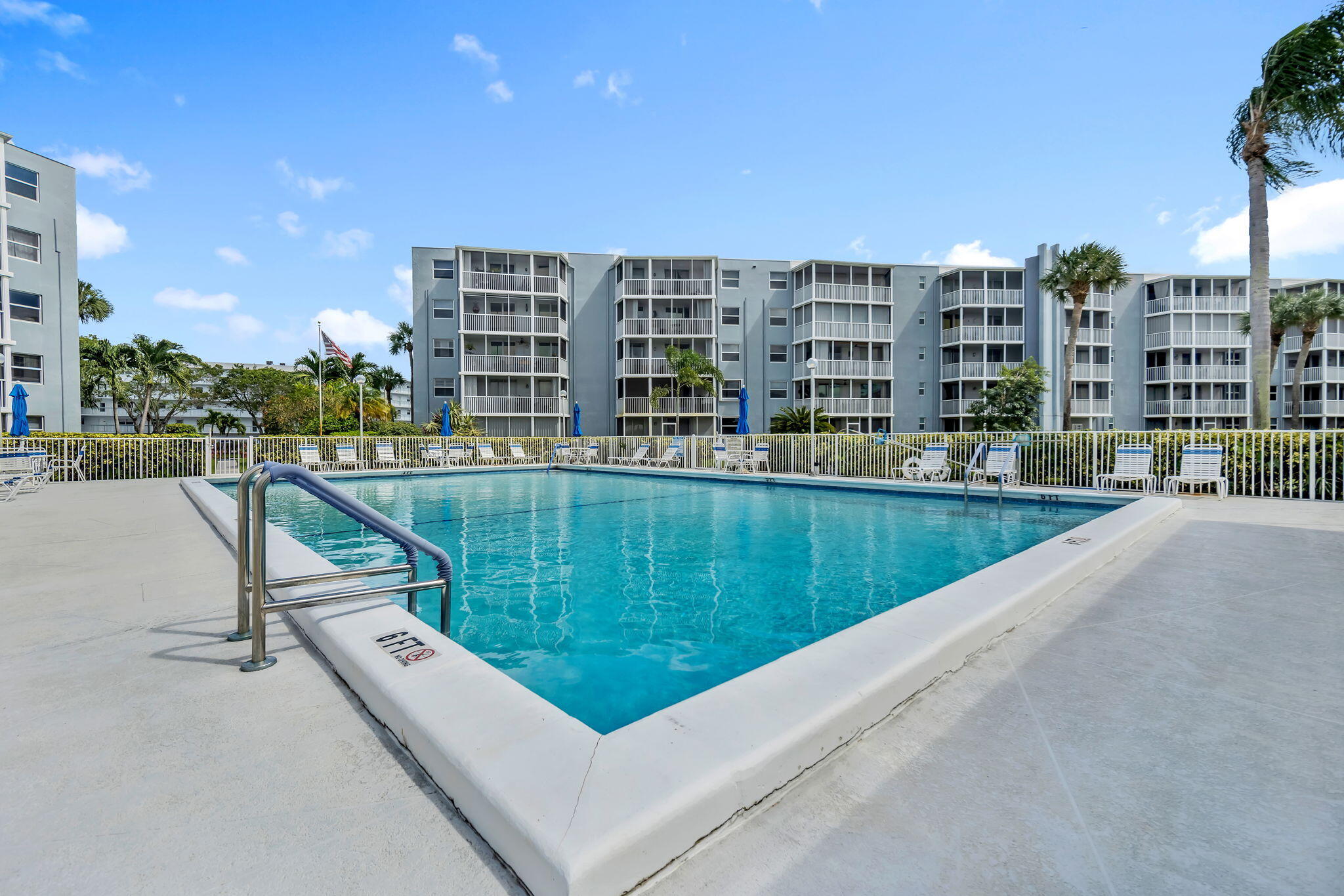 6699 Northwest 2nd Avenue, Unit 416 Boca Raton, FL 33487 - Photo 21 of 28 Pool