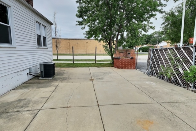 6058 West 111th Street Chicago Ridge, IL 60415 - Photo 12 of 12