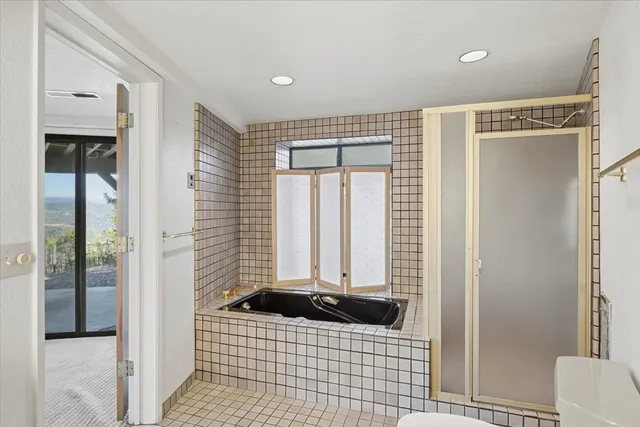 a view of a entrance gate of a house