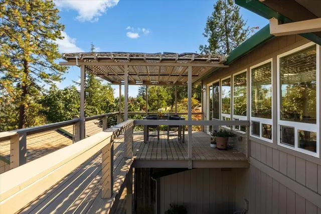 $999,990 | 1101 Woodside Lane, Placerville, CA 95667