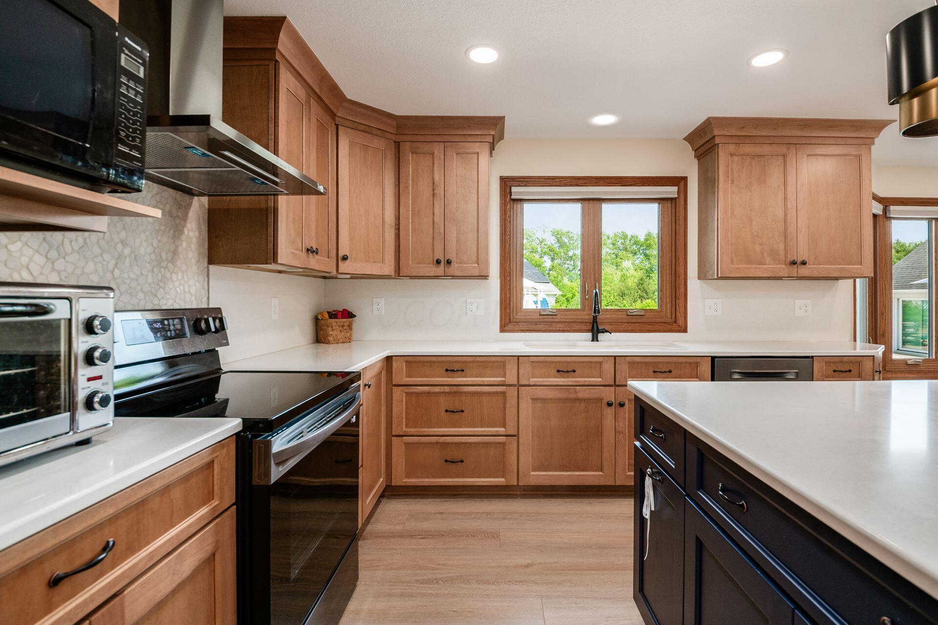 6545 Steitz Road Powell, OH 43065 - Photo 29 of 120 Welcome Home! 6545 Steitz Road, Powell, OH 43065