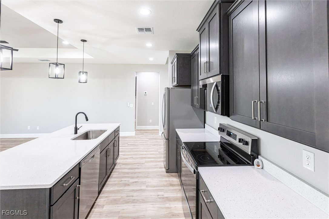 2729 Southwest 4th Terrace Cape Coral, FL 33991 - Photo 14 of 37